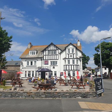 Clarkes Hotel Barrow In Furness Esterno foto