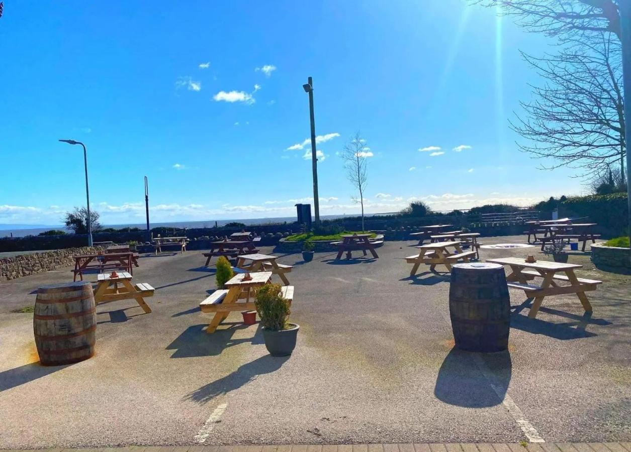 Clarkes Hotel Barrow In Furness Esterno foto