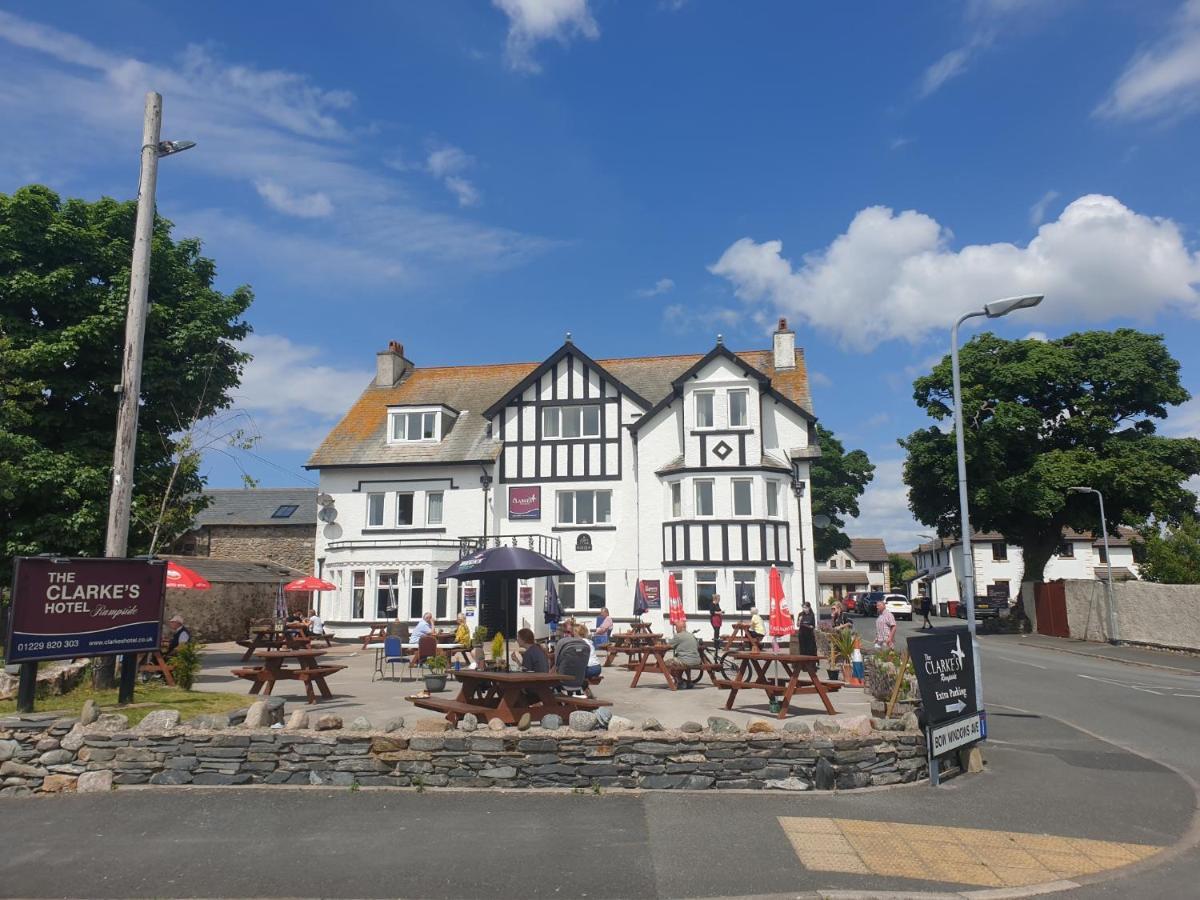 Clarkes Hotel Barrow In Furness Esterno foto