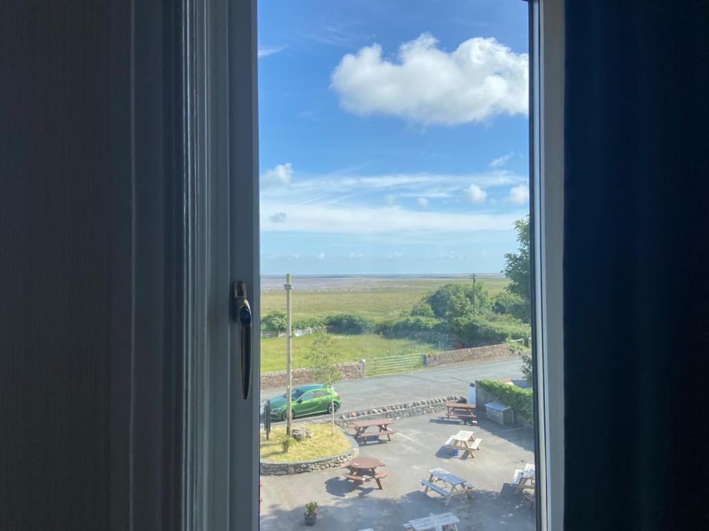 Clarkes Hotel Barrow In Furness Esterno foto