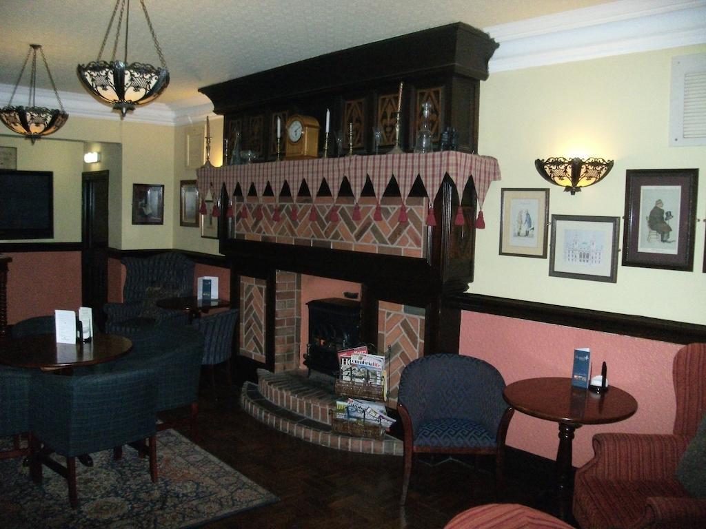 Clarkes Hotel Barrow In Furness Esterno foto